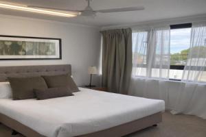 Airtrip Apartments on Carlyle St., Mackay