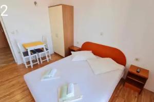 Mir - free parking - SA2(2) Hotel, Drasnice