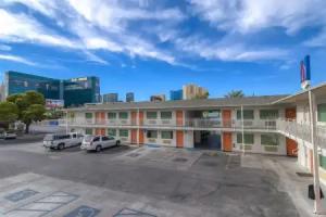 Studio 6 Suites Las Vegas, NV – Tropicana, Las Vegas