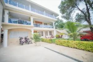 Fully Equipped New 2br Aptdt2mins To The Beach Apartments, Sosua