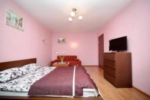 Apartment at Universitet Metro Station, Moscow