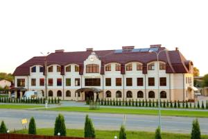 BeSt Hotel and Restaurant complex, Dunaivtsi