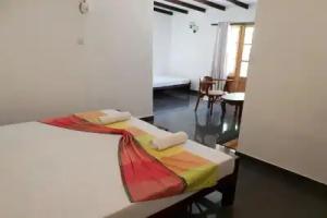 Thiranagama Beach Hotel, Hikkaduwa
