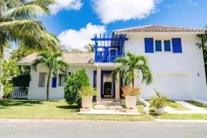 A Guest Dream Villa Blue at Village!, Punta Cana