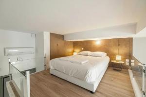 A/C Mezzanine Apt 1BR/2P - Place Garibaldi Apartments, Nice