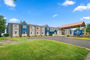 Microtel Inn & Suites by Wyndham Lexington, Lexington