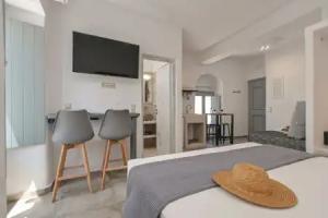 Venetian Suites 3, Naxos Chora