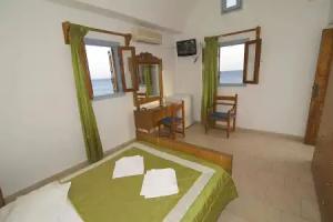 Akrotiri Hotel, Akrotiri
