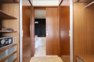 Comfy Studio at The Address Mall, Dubai