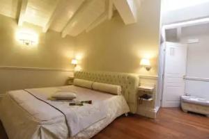 SANTA CHIARA Suite Hotel & Spa - Lecce, Lecce