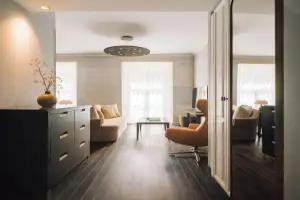 MYTHIC SANA Downtown Suites - New Opening, Lisbon