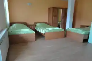 Rekata Hotel, Oreshak