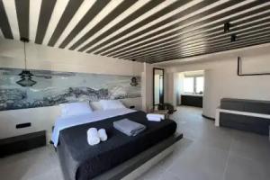 ArmonOia Suites Santorini, Oia