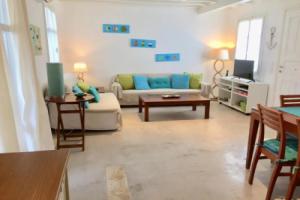 Anthos House, Ornos