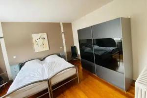 Schöne Ferienwohnung mit großem Garten Apartments, Flensburg