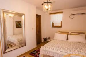 Albanian Coast - House - Stay 9 - Hottub - Petsok, Ceparo