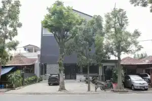 RedDoorz Plus near Asia Afrika 3, Bandung
