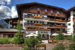 Hotel la Perla: the Leading Hotels of the World, Corvara