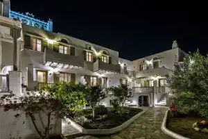 Cavos Studios & Appartements, Ayios Sostis