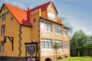 BinzHotel-OrdensKapelle - Ostsee-Rittergut-Rügen, Binz