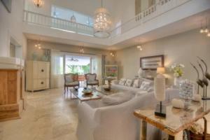 Golf-front Villa With Large Garden and Pool Area in Exclusive Beach Resort, Punta Cana