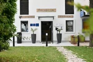 Campsite & Holiday Resort Medveja Apartments, Medveja