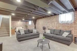 Family-friendly Home w/ Sandbox & Grill! Tourist base, Lincoln