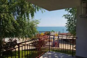 1st line Private Apartment in Fort Noks Panorama Fort beach , Sveti Vlas, Elenite