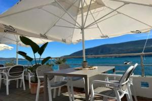 Stunning Beachfront Stay in Herceg Novi Mini-hotel, Igalo