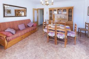 Apartment Niza in Grau i Platja, GANDIA