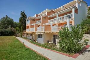 Belvedere Gerakas Luxury Suites, Vasilikos