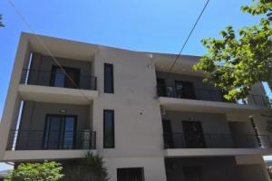 Bikini Apartments, Lygia