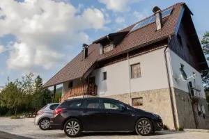 House Rustico, Korenica