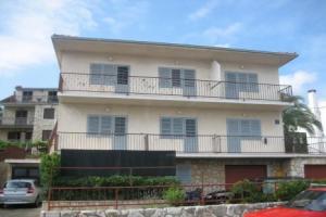 Tonka - 150 m From Beach - A1 Prizemlje Hotel, Jelsa