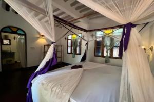 Laguna Palace Kae Hotel, Michamvi