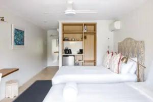 The Lord Byron, Byron Bay