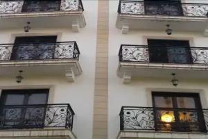 Lakis Court, Larnaka