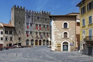 Spacious Apartment With Bubble Bath, Monteverdi Marittimo