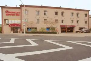 Brooklyn Motor Inn, New York
