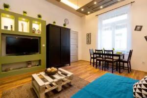 Luxury Downtown Apartment, Budapest