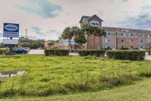 Suburban Studios Fort Myers Cape Coral, Fort Myers