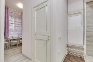 Apartments on the embankment of the Griboyedov Canal 68, St. Petersburg