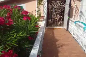 Mansarda a Noli Hotel, Spotorno