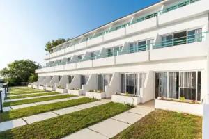 Adelais Bay Hotel, Protaras