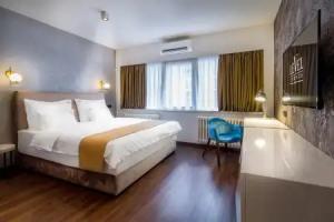 Level Luxury Suites, Belgrade