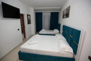 Hotel Frekel, Tirana