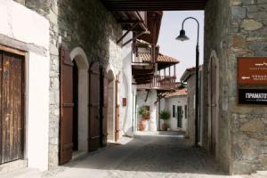 Kalopanayiotis - Hotels