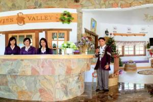 Swiss Valley Hip Resort, Suan Phung