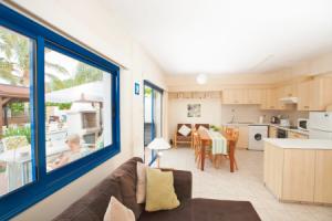 Flouressia Gardens, Protaras