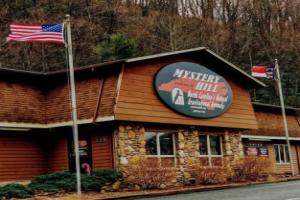 Mountainaire Inn and Log Cabins, Blowing Rock